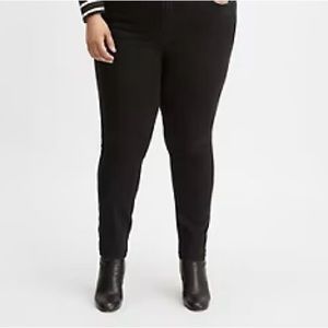 Levi's Women's 721 Black Skinny Jean Plus Size W20